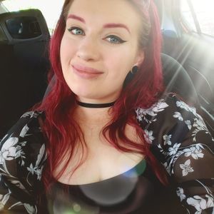 Meet your Posher, Emilee